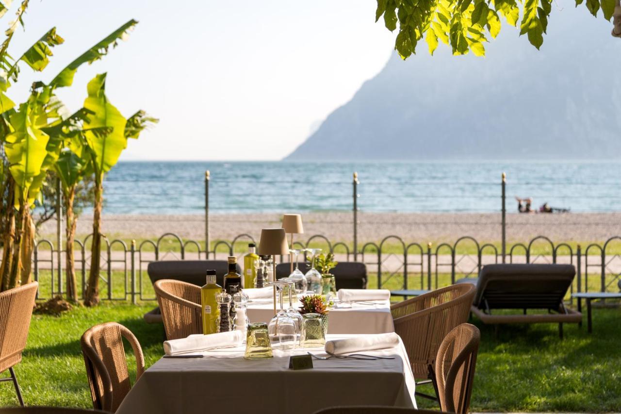 Hotel Baia Azzurra Torbole Sul Garda Esterno foto